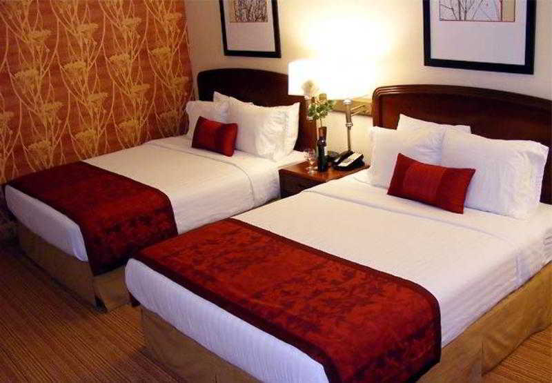Courtyard By Marriott Salinas Monterey Hotel Quarto foto