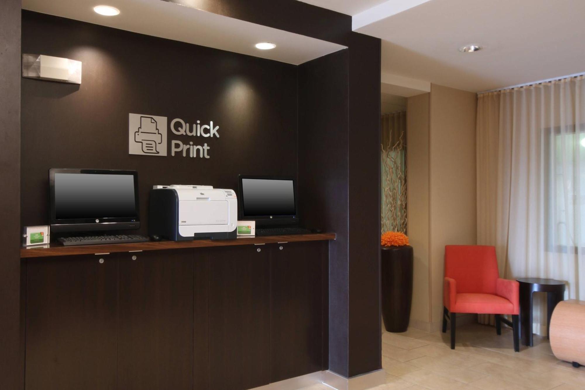 Courtyard By Marriott Salinas Monterey Hotel Exterior foto