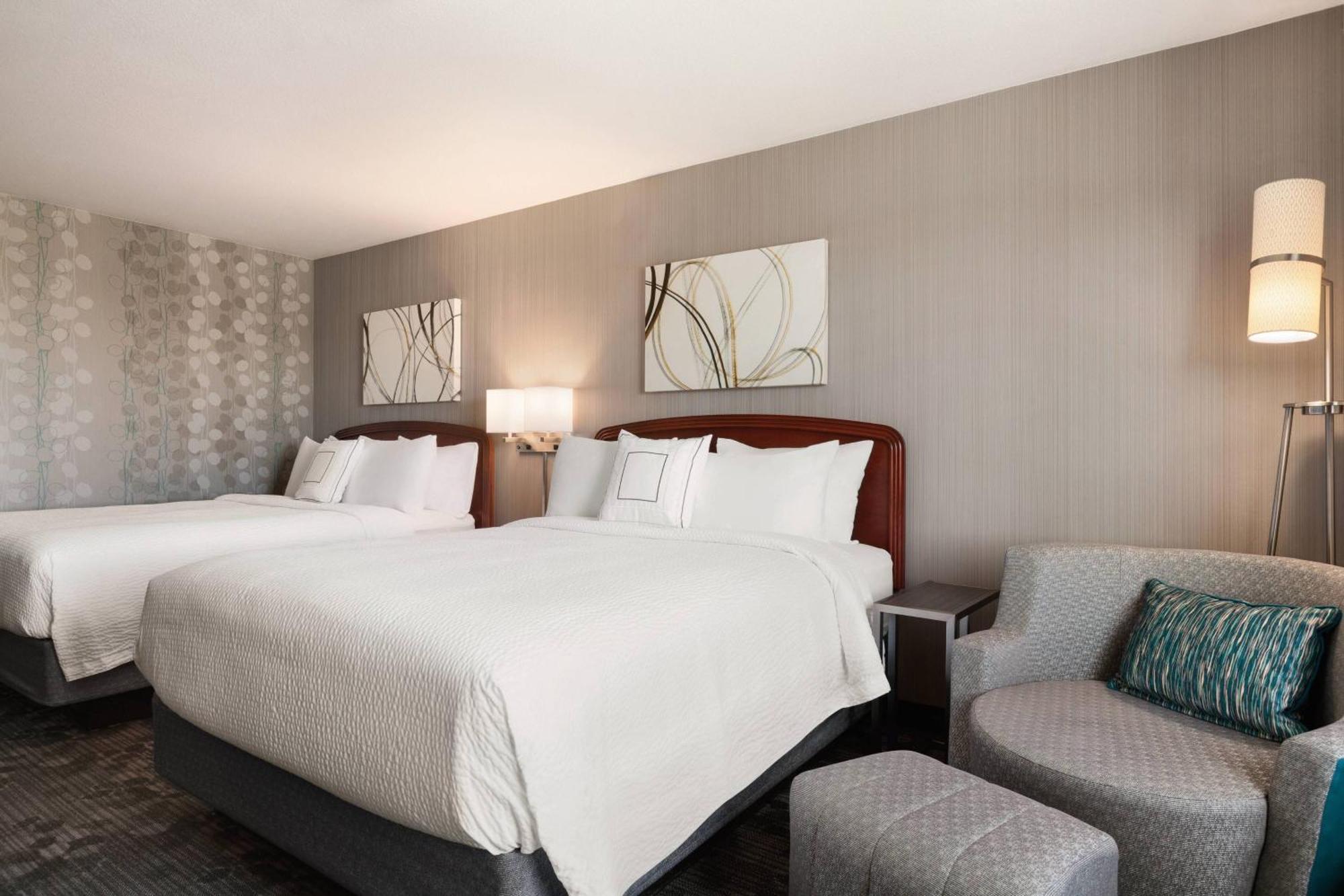Courtyard By Marriott Salinas Monterey Hotel Exterior foto