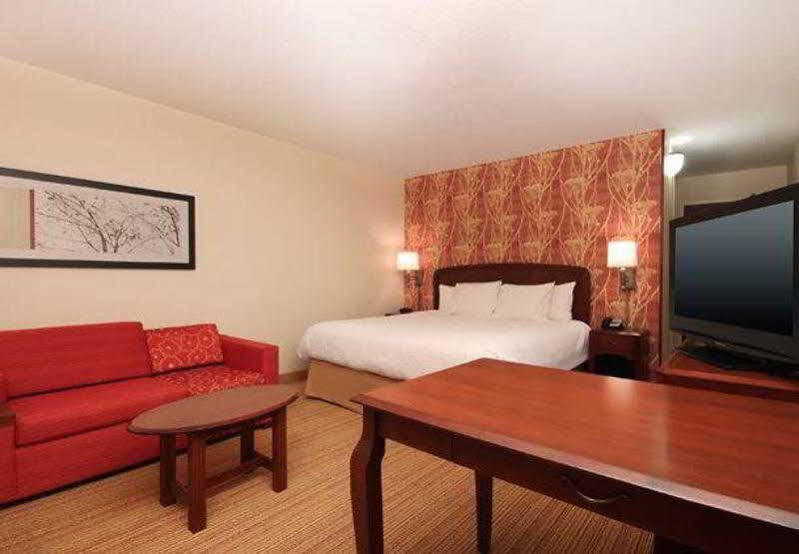 Courtyard By Marriott Salinas Monterey Hotel Exterior foto